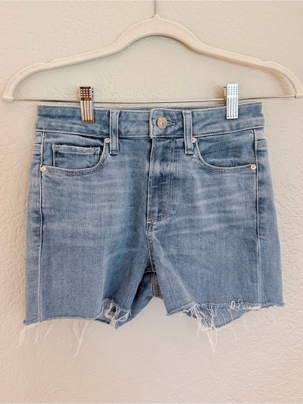 PAIGE Hoxton Skinny Crop Cutoff Denim Shorts Light Wash Size 24
